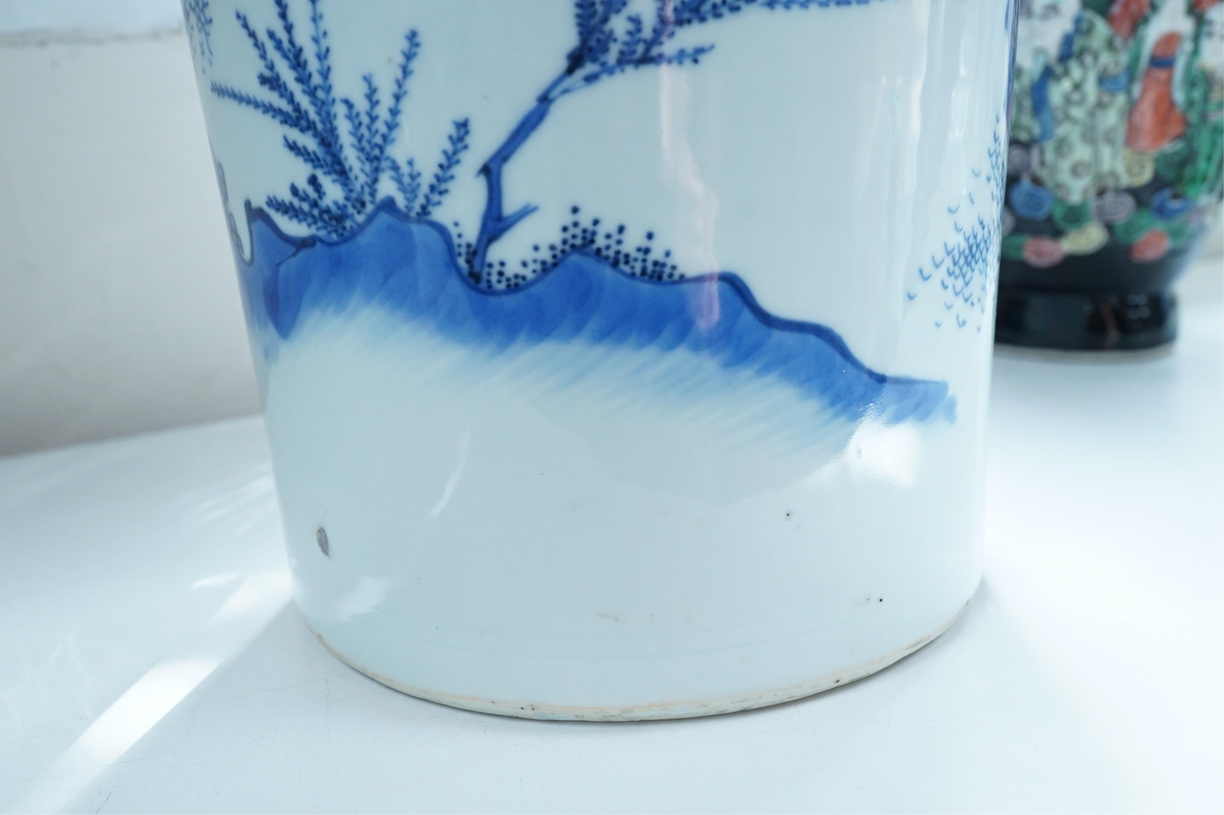 A Chinese Transitional blue and white ‘Ladies’ rolwagen vase, Chongzhen period (1627-1644)
